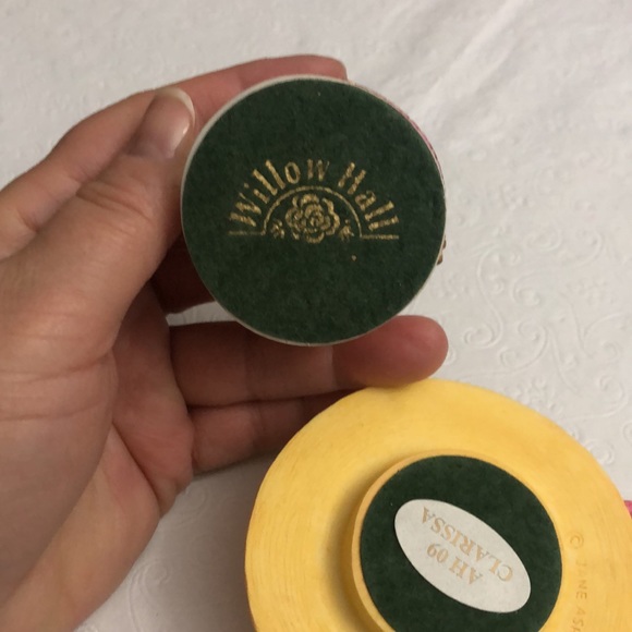 Mini ladies willow hall decorative box - Picture 5 of 8